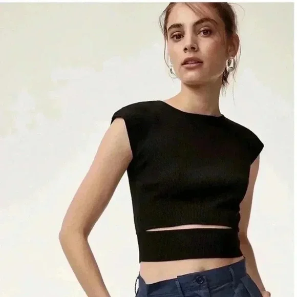 Aritzia Wilfred free Cut-Out Cropped Knit Top Black Cap sleeve Sweater size S - Picture 6 of 6